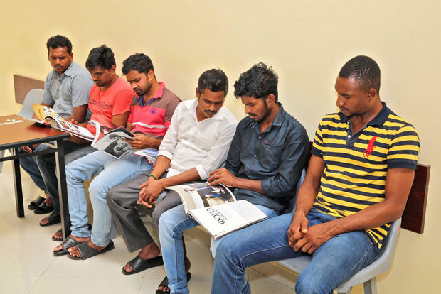 Ölkədən çıxarılan və girişinə qadağa qoyulan əcnəbilərin sayı açıqlanıb