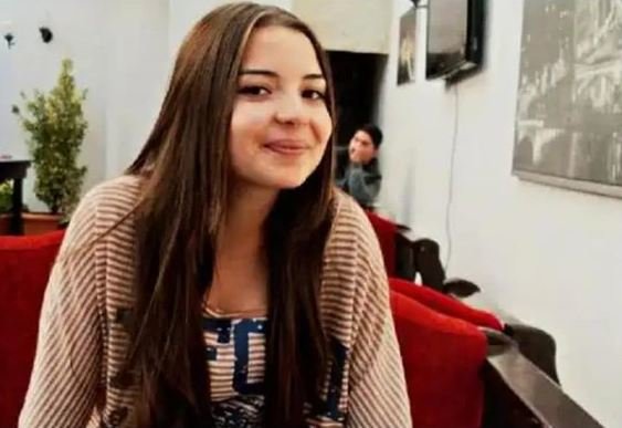 25 yaşlı müəllimə intihar etdi - FOTO