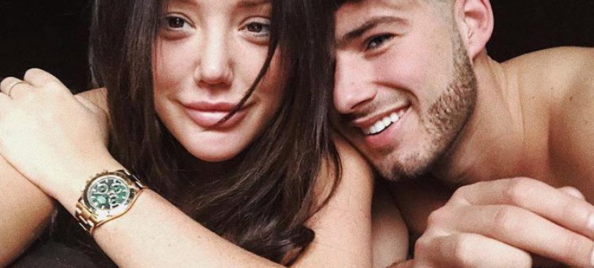 Sevgilisinin çılpaq şəklini paylaşdı