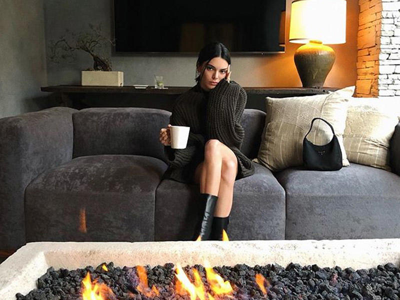 Model arxasını çəkib paylaşdı, 3 milyon nəfər bəyəndi - FOTO