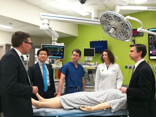 Dünyada ilk dəfə: yaralı əsgərə ölünün cinsiyyət orqanı köçürüldü - FOTO