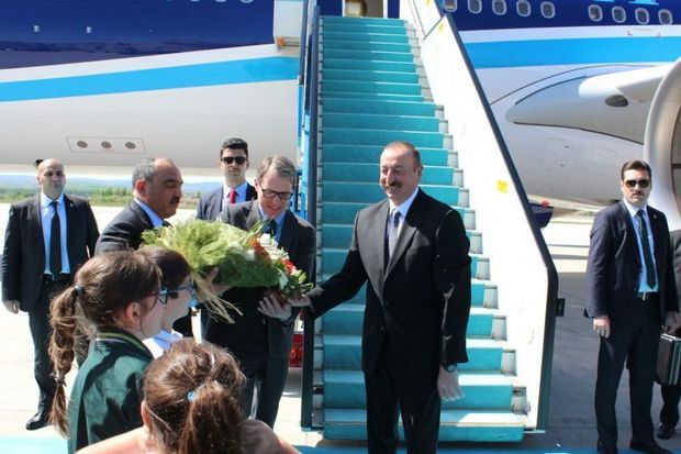 İlham Əliyev Türkiyədədir - FOTO
