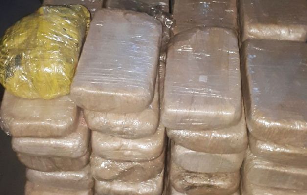 Hava limanında 100 kq heroin aşkarlanıb