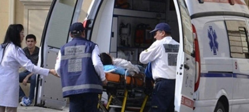 Bakıda ŞOK HADİSƏ: Qadın əvvəlcə sirkə içdi, ardınca özünü bıçaqladı