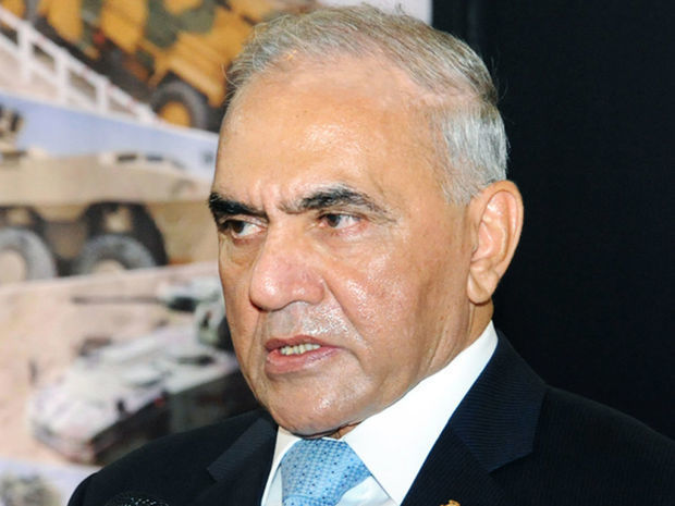 Azərbaycan 10-dan çox ölkəyə silah satır