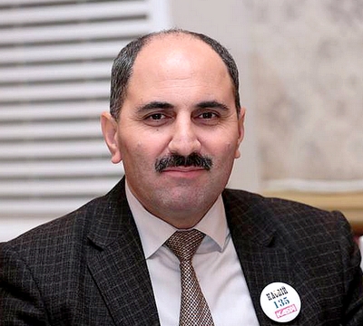 Azər Həsrət: “Gerbin “herb” kimi yazılması təklifini dəstəkləyirəm”