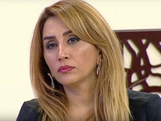 Elnarə Abdullayeva: Telefonu, paltaryuyanı Allah yaradıb
