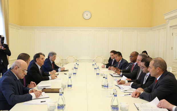 Baş nazir: Həm ABŞ, həm də Avropa ilə əlaqələri uğurla davam etdiririk