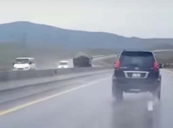 Əks yola çıxan “KamAZ” sürücüsü həbs olunub