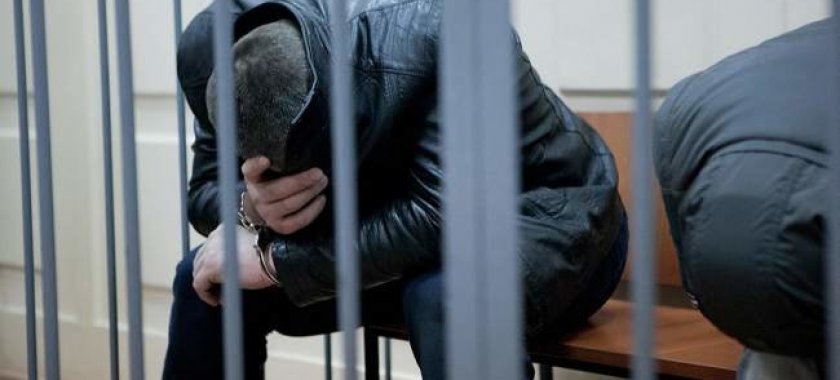 Arvadını benzinlə yandıran DANIŞDI: 