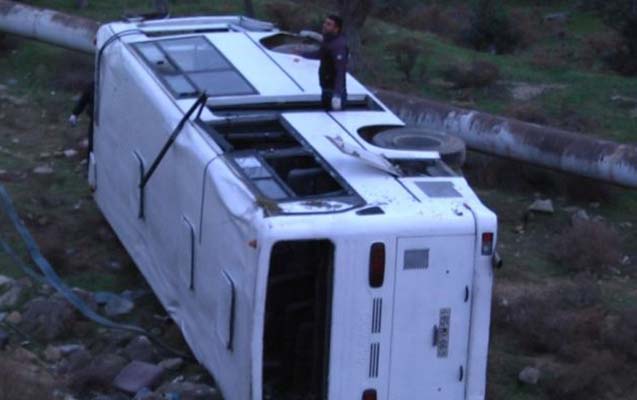  SON DƏQİQƏ: Məktəb avtobusu qəzaya uğradı: şagirdlər xəstəxanada