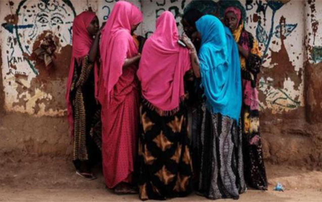 11 əri olan qadın daşlanaraq öldürüldü