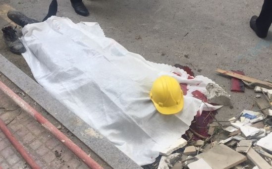 Faciəvi şəkildə ölən fəhlə bu nazirimizin şirkətində çalışırmış - FOTO