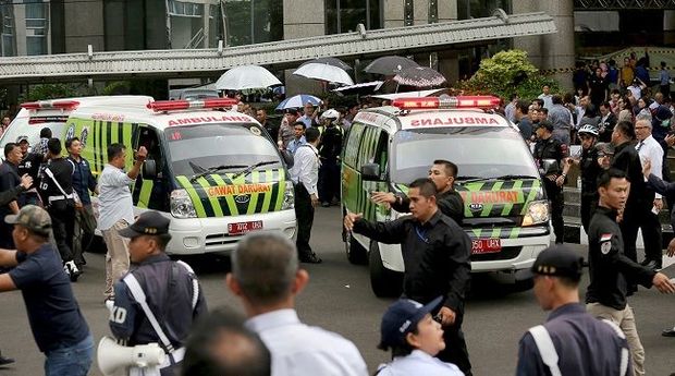İndoneziyada 2 kilsədə partlayış törədilib: 9 nəfər həlak olub