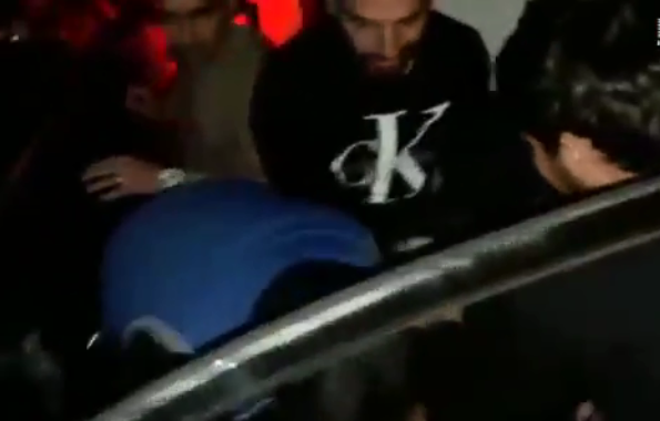 Qadın sürücü 20 Yanvar dairəsində maşını aşırdı - VİDEO