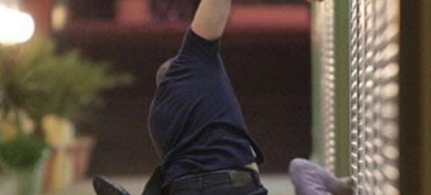 Mingəçevirdə nəvə 76 yaşlı nənəsini döydü