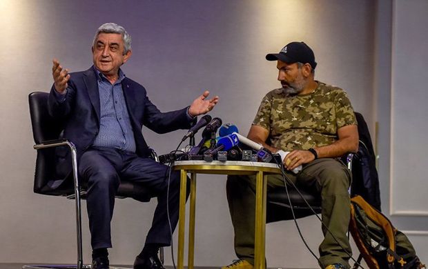 Paşinyan: Sarkisyanla yalnız Qarabağı müzakirə etmək üçün görüşə bilərik