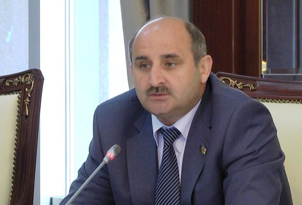 Deputat: Palata üzvlərinin maaşı artırılmalıdır