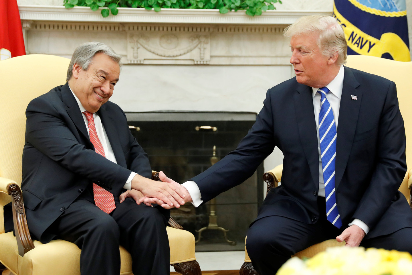 Quterreş Trampla görüşdü