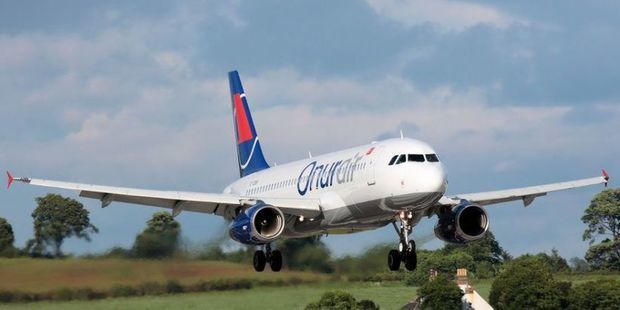 Türkiyə təyyarəsi qəza enişi etdi – VİDEO