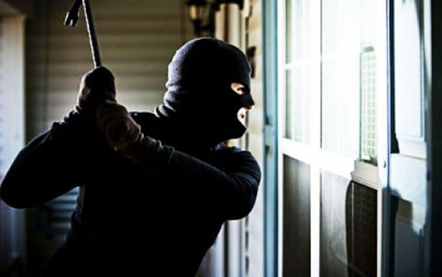 Gəncədə evdən 31 minlik qızıl əşyaları oğurlanıb