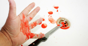 Mingəçevirdə qıza görə mübahisə edən şəxs damarlarını kəsib