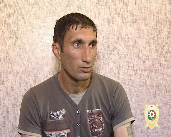 Keçmiş məhkum Bakıda tapança satmaq istədi - FOTO