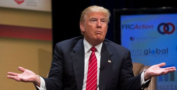 Tramp milyonlarını itirir