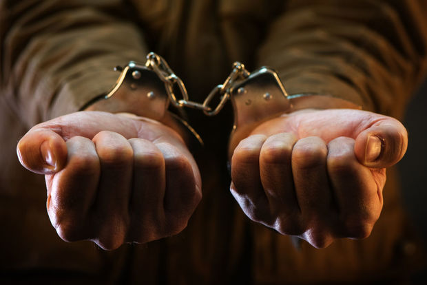 Heroin satan musiqi müəllimi saxlanılıb