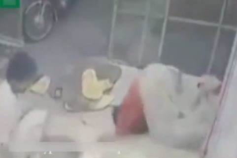 Çörək bişirərkən təndirin içərisinə yuvarlandı- ANBAAN GÖRÜNTÜLƏR