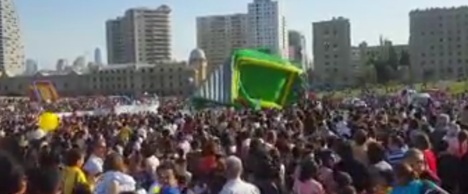 SON DƏQİQƏ: Bakıda uşaqlar üçün quraşdırılmış atraksionu aşdı - XƏSARƏT ALANLAR VAR+VİDEO