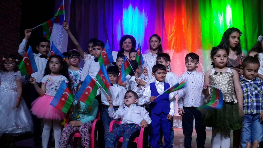 Bakcell Uşaqların Beynəlxalq Müdafiəsi Gününü UAFA-nın Gəncə şəhərindəki İcma Əsaslı Reabilitasiya Mərkəzində qeyd edib