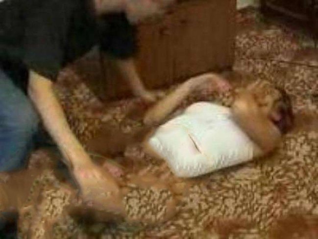 ŞOK CİNAYƏT: Alış-verişə gələn 8 yaşlı qıza təcavüz etdilər