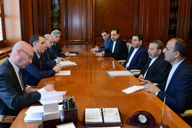 Novruz Məmmədov: İranla adət-ənənələrimiz oxşardır