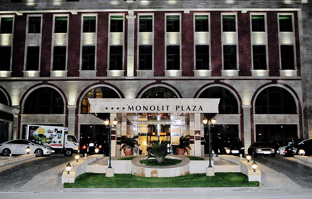 Ərəb investor Bakıda lüks hotel aldı