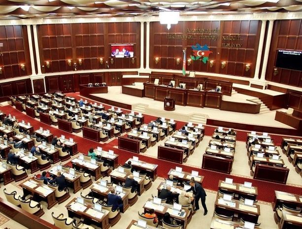 Sabah parlamentin növbədənkənar iclası olacaq