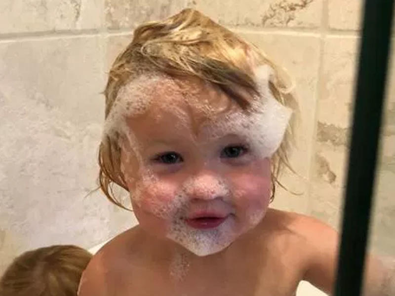 İdmançının 1 yaşlı qızı hovuzda boğulub öldü - FOTO