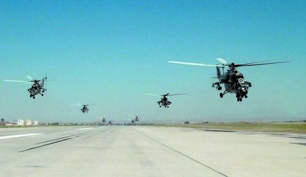 Ordunun aviasiya hərbi hissəsində təlim-məşq uçuşları keçirilib