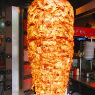 Bakıda satılan dönərlər belə fabriklərdə hazırlanır - Şok görüntülər - VİDEO