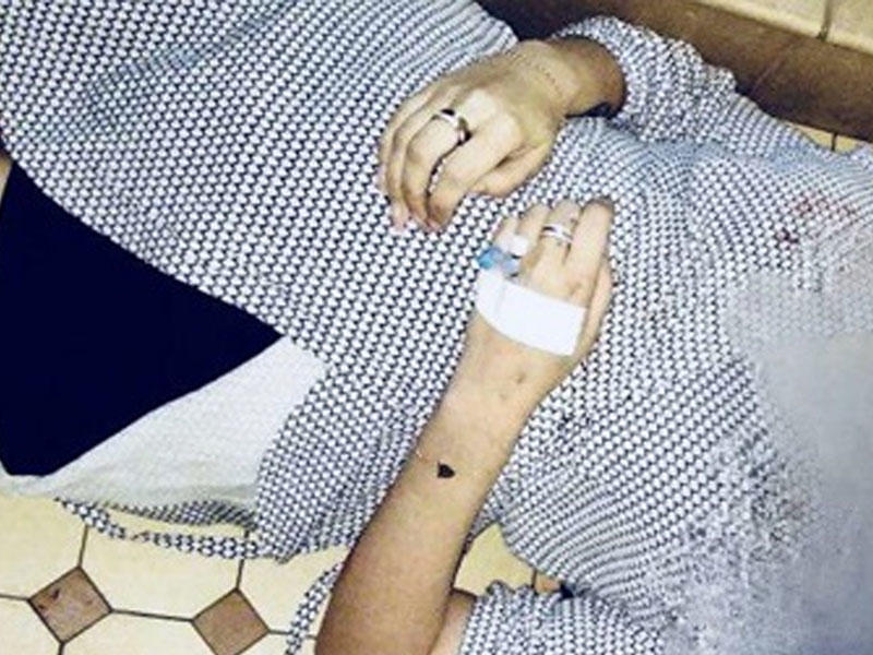 Selfi çəkmək istərkən yıxılıb öldü