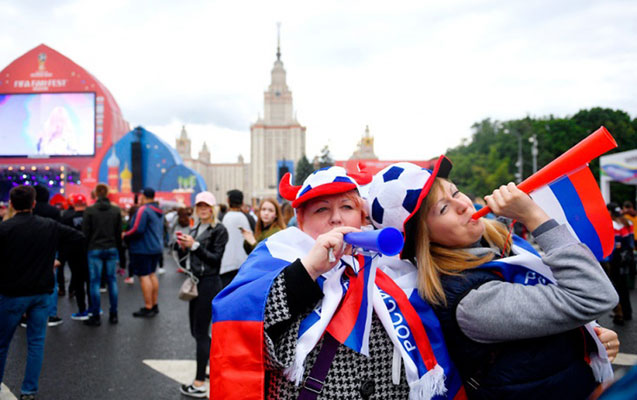 Rusiya bu sürücünü axtarır - Azarkeşə “atıb”
