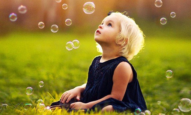 Doğulan qızların sayı azalsa da, qadınlar kişilərdən çoxdur