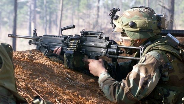 Cəbhədə silahlar susmur