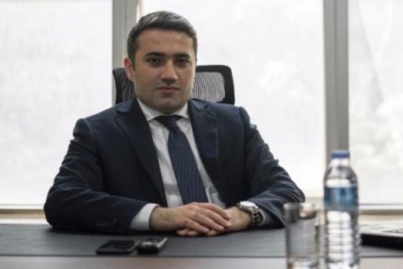 Bankir Zeynalovun maxinasiyaları, “GünayBank”da batan on milyonlarla dollar qara pullar