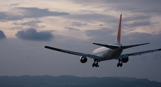 Moskvadan Yerevana uçan təyyarə son anda faciədən qurtuldu