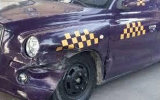 Bakıda London taksisi piyadanı vurdu