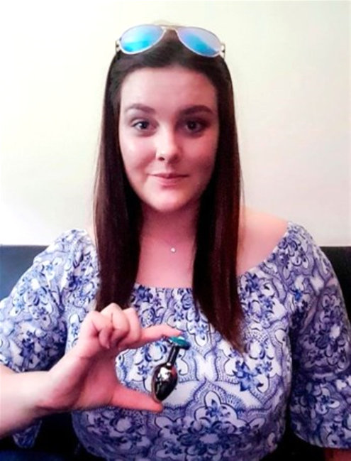 Sevgilisindən ayrılan qız cinsi ehtiyacını ödəyərkən FACİƏ ilə üzləşdi - FOTOLAR