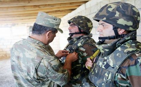 Səngər Aslanlarının KOMANDİRİ-