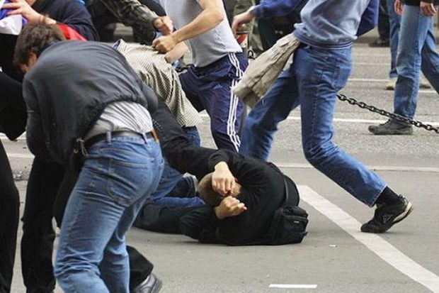 Peterburqda azərbaycanlının iştirakı ilə kütləvi dava - VİDEO