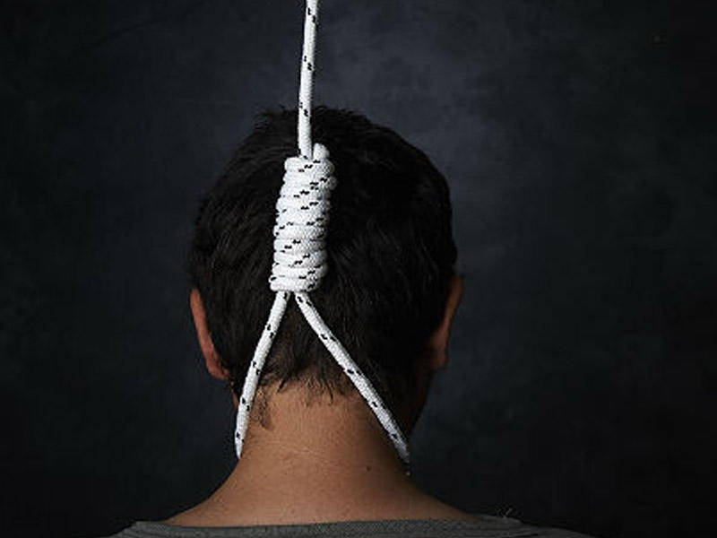 16 yaşlı oğlan intihar etdi